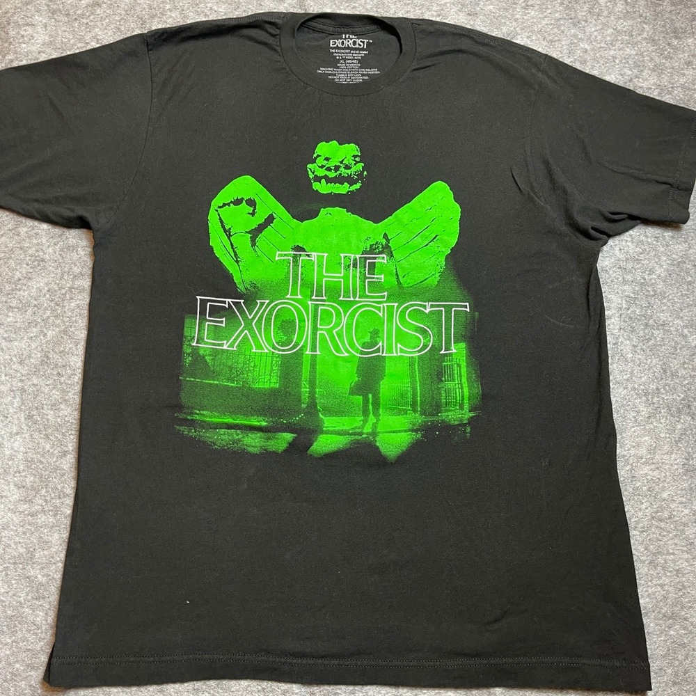 The Exorcist Movie Graphic T-Shirt Mens XL Black Neon Green Pazuzu Father Merrin